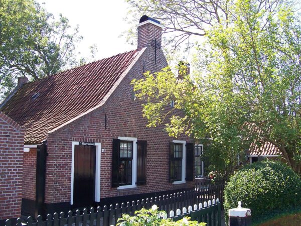 Fiskershúske Moddergat via Wikimedia/I, Bouwe Brouwer onder CC BY-SA 3.0