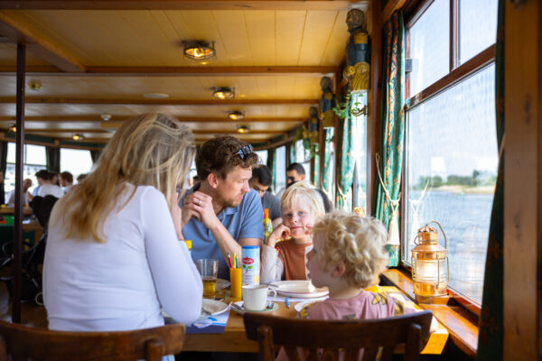 Pannenkoekenboot Amsterdam © Copyright Rotterdam Leisure Group