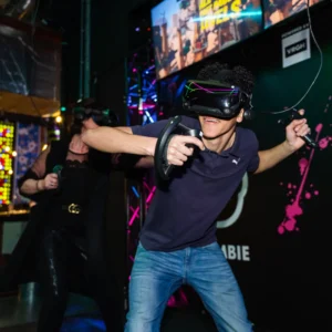 VR © Copyright Play-In