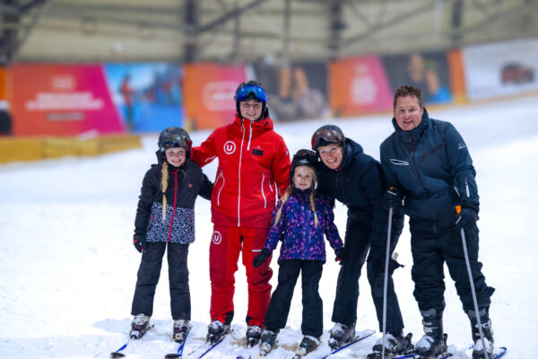 Skiën en snowboarden © Copyright De Uithof