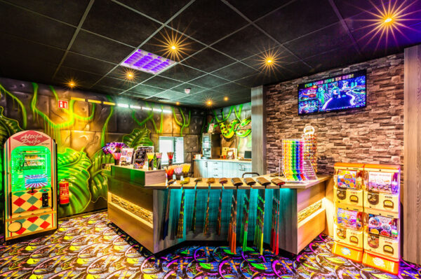 GlowGolf Capelle aan den IJssel © Copyright GlowGolf