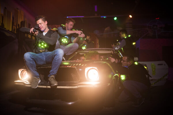 Battle & Cheers © Copyright De Uithof