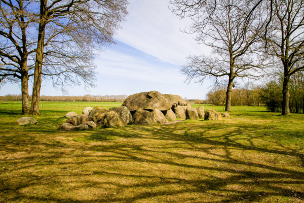 Hunebed D14 © Hondsrug Drenthe
