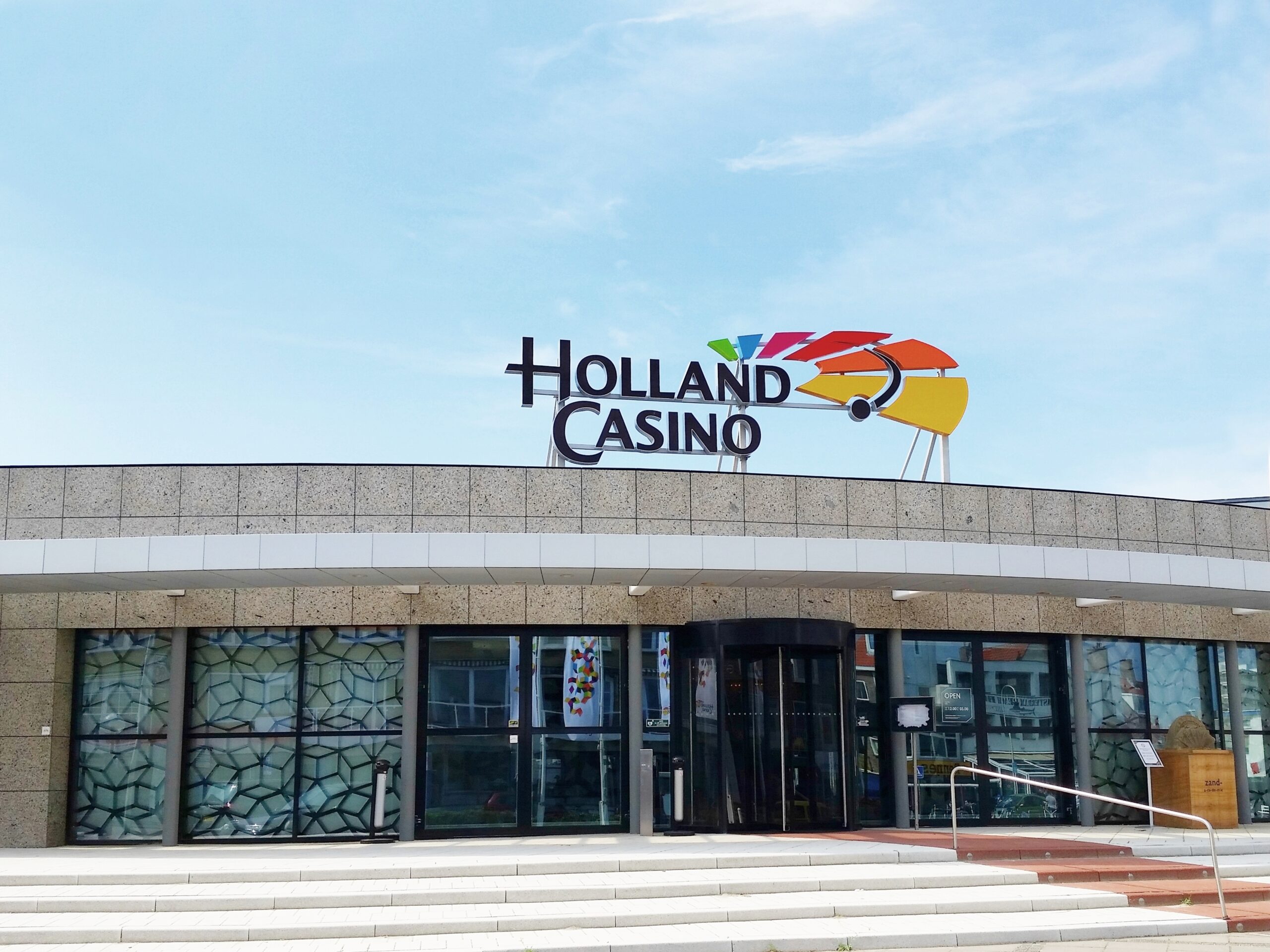 Holland Casino Zandvoort © Copyright Wikimedia - fotogoocom onder CC BY 3.0